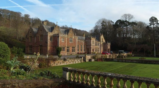 Halsway Manor House breaks at the heart of the British Folk scene